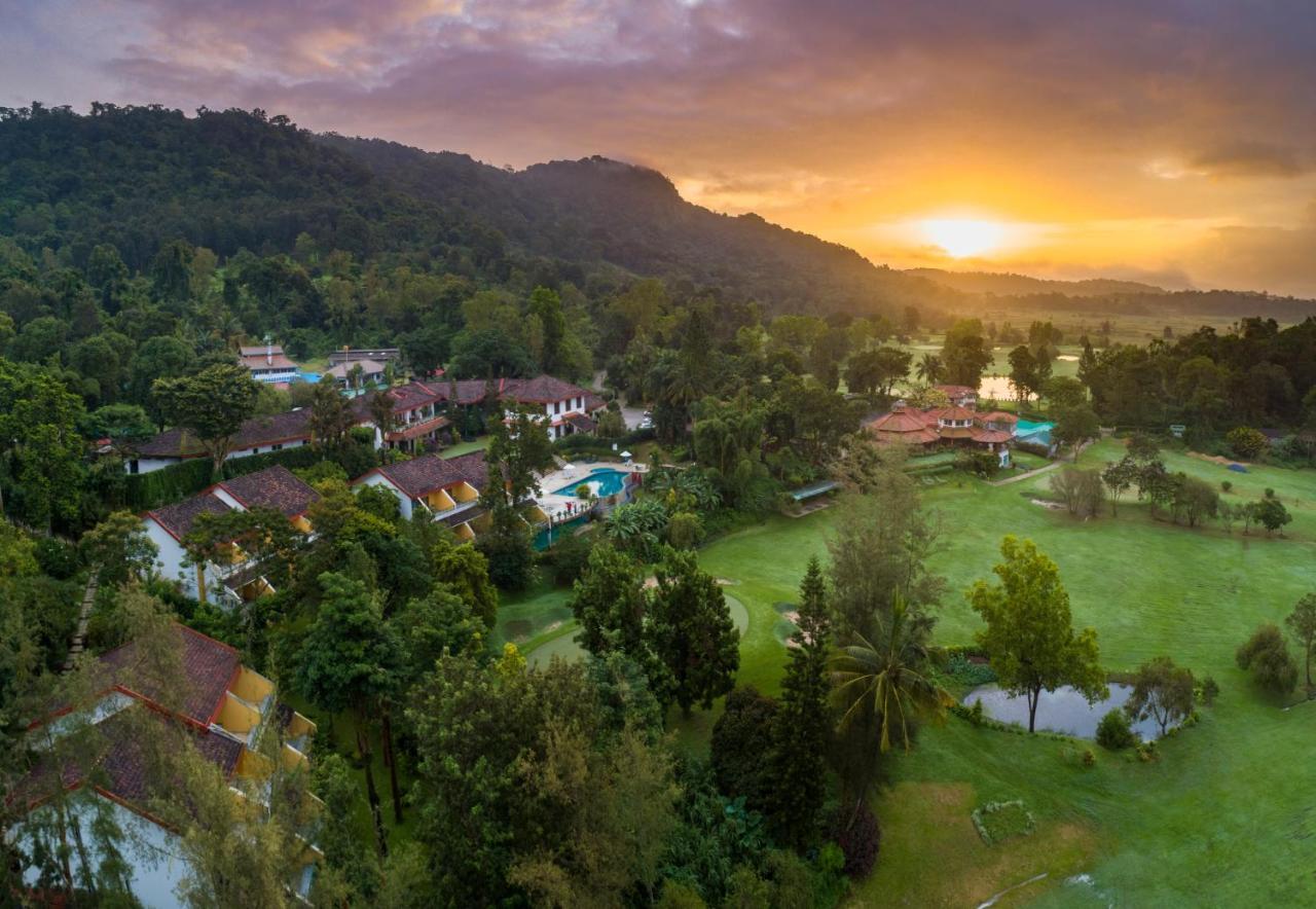 Amritara Ambatty Greens Resort Virajpet Luaran gambar