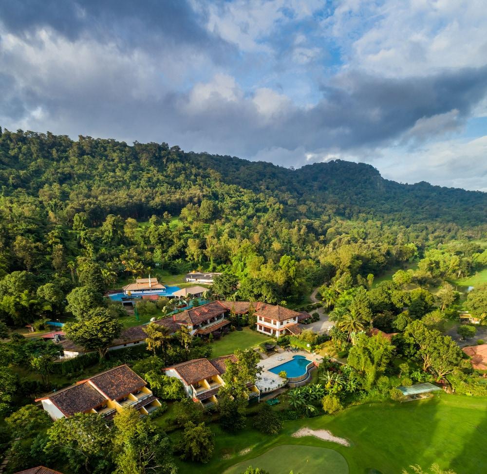 Amritara Ambatty Greens Resort Virajpet Luaran gambar