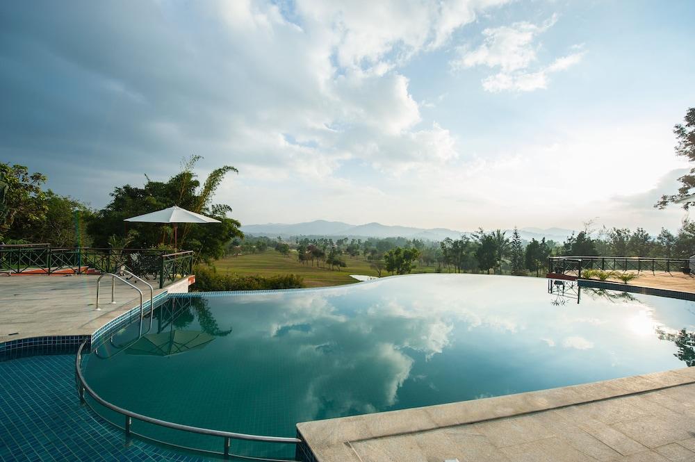 Amritara Ambatty Greens Resort Virajpet Luaran gambar