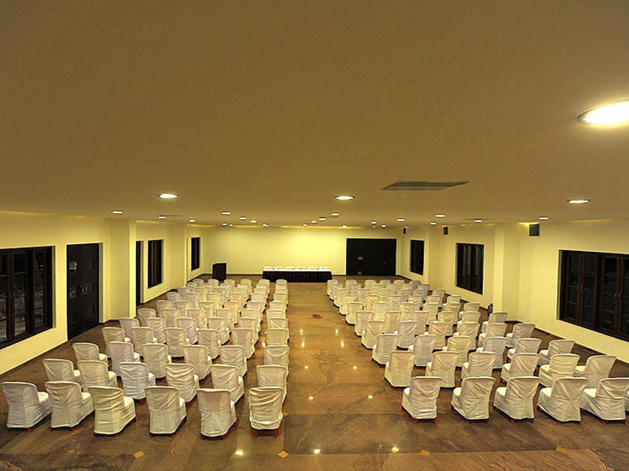 Amritara Ambatty Greens Resort Virajpet Luaran gambar