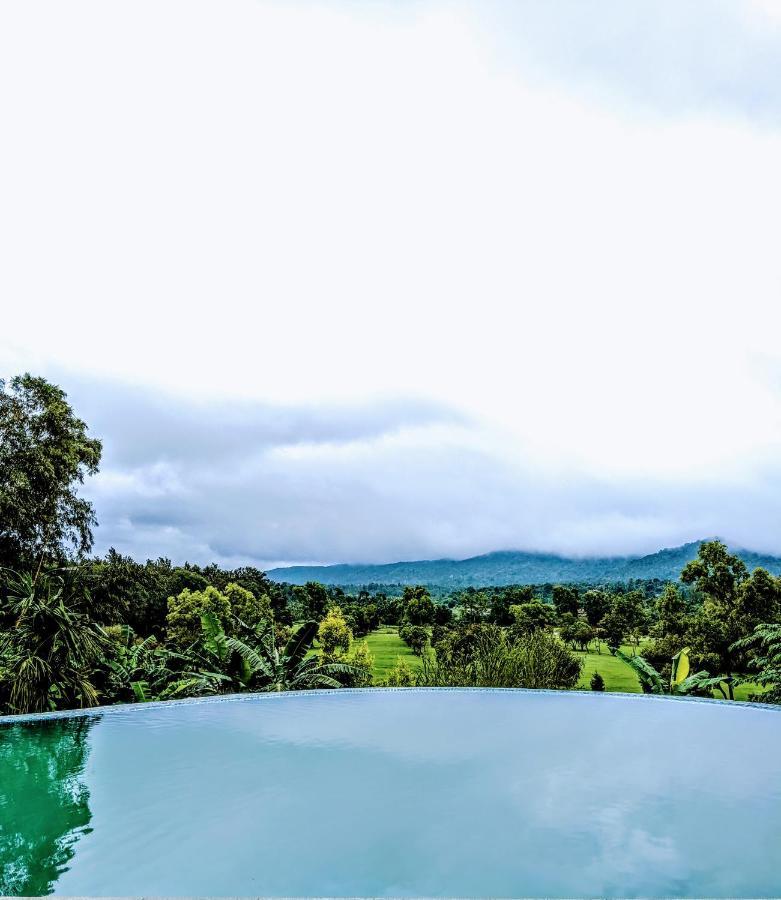 Amritara Ambatty Greens Resort Virajpet Luaran gambar