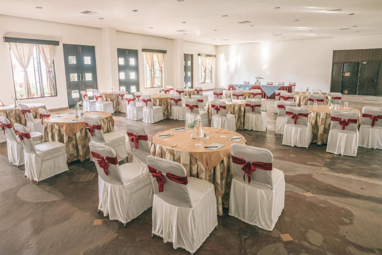 Amritara Ambatty Greens Resort Virajpet Luaran gambar